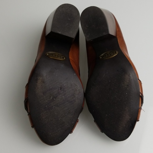 Fossil Brown Leather Pump - Picture 5 of 7